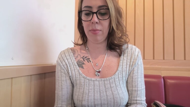 Honeybum88's Streamate show and profile