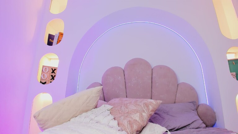 VictoriaPeach19's Streamate show and profile