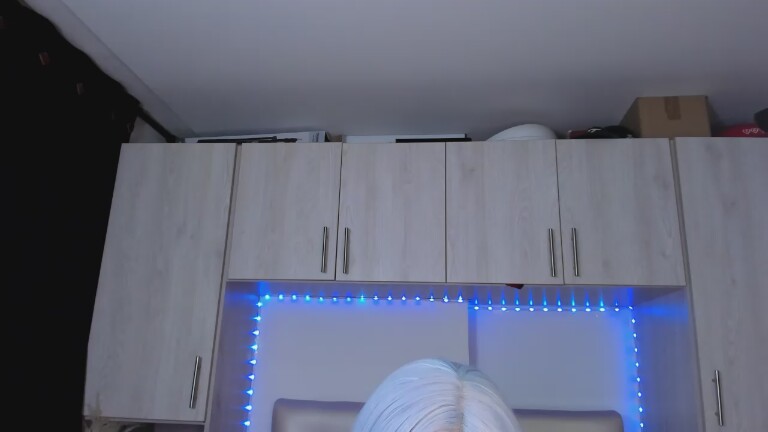 Honniewhitee's Streamate show and profile