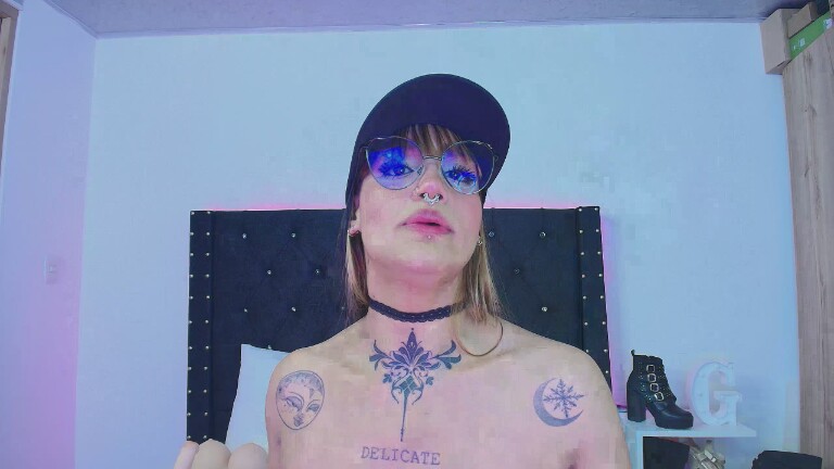 GabyDuraand's Streamate show and profile