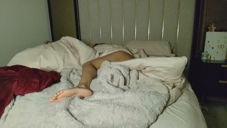 BustyRea's Streamate show and profile