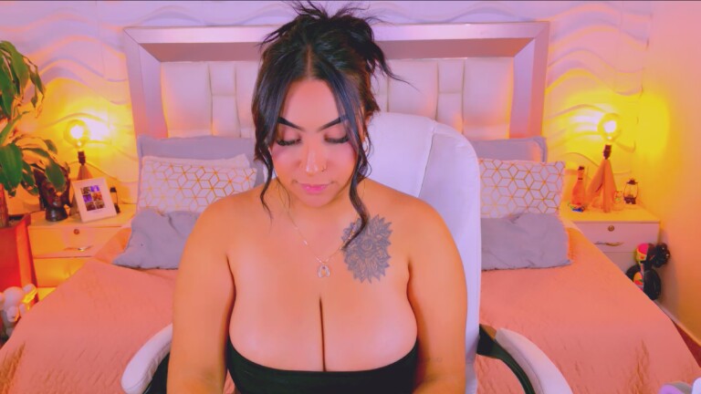 MartinaPiero's Streamate show and profile