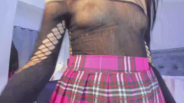 DulceMufinn's Streamate show and profile