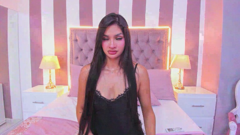 AuraClark's Streamate show and profile