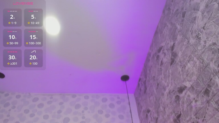 NicoleParker111's Streamate show and profile