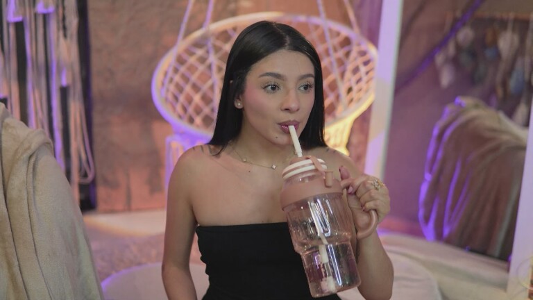 Miawiithe's Streamate show and profile