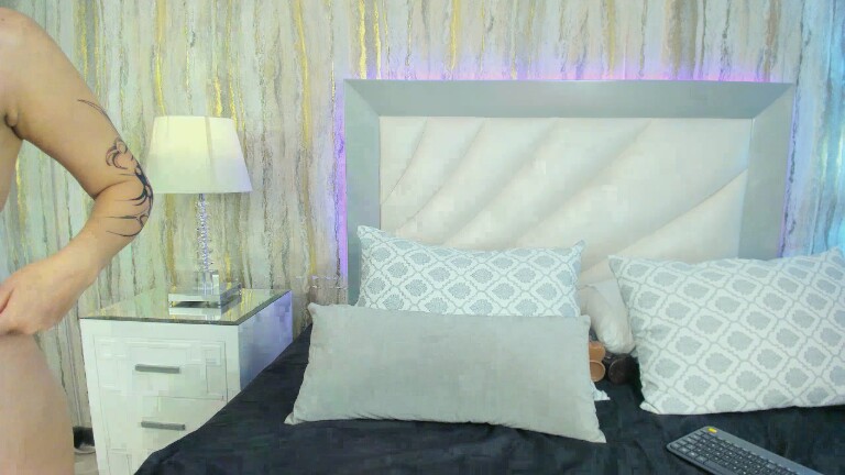 ErinSpark's Streamate show and profile