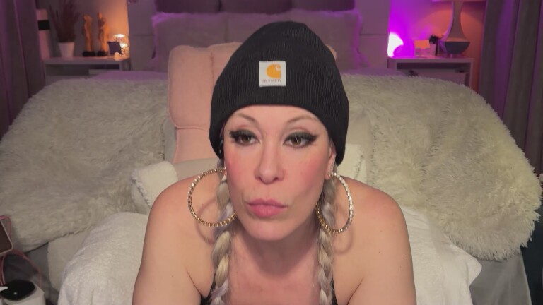 Perfektra's Streamate show and profile