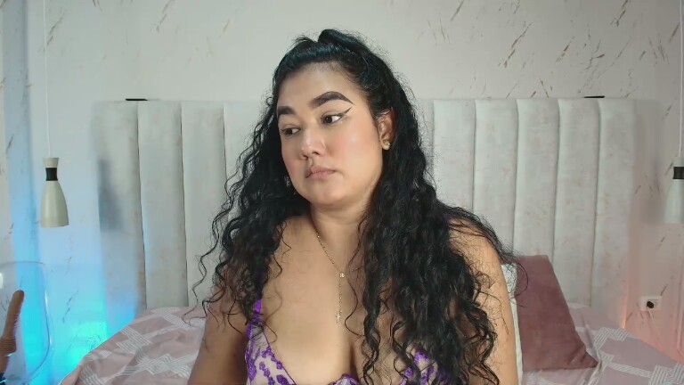 BETTY_BOOGB's Streamate show and profile