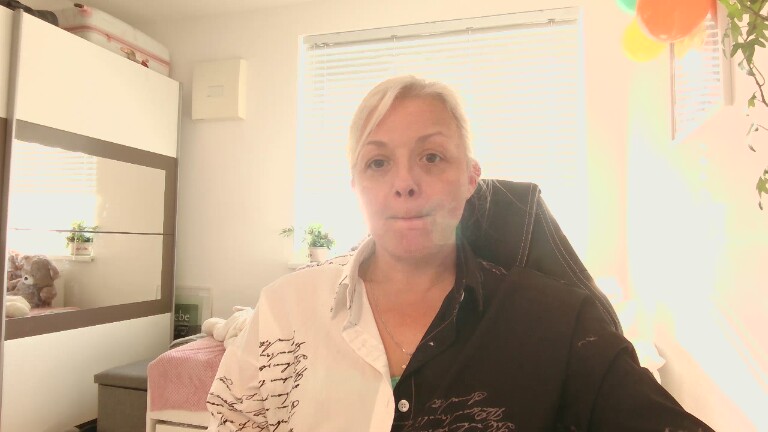 LinsyKim's Streamate show and profile