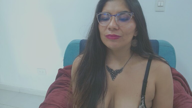 LunaDumont's Streamate show and profile