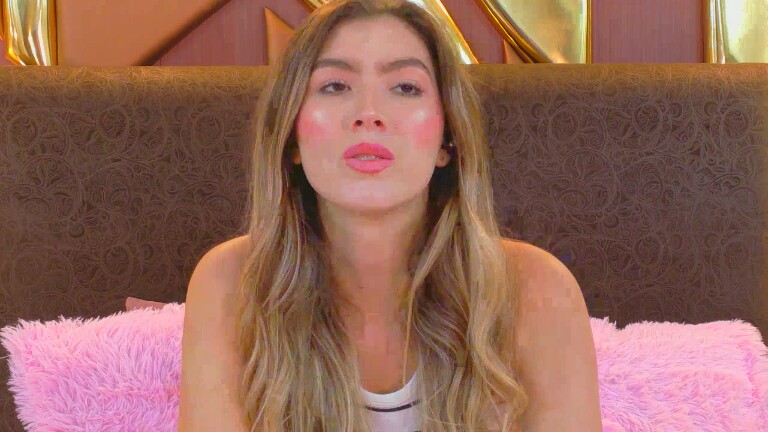 LauraFord's Streamate show and profile