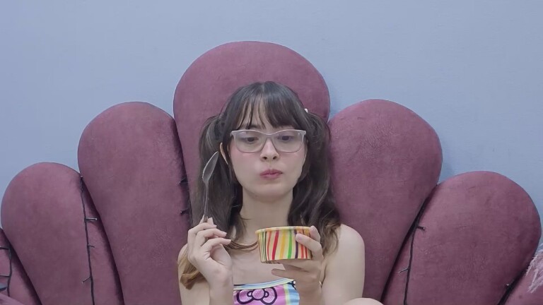 ISABELLAJHONS's Streamate show and profile