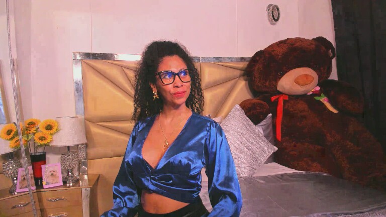 KarenDuval's Streamate show and profile