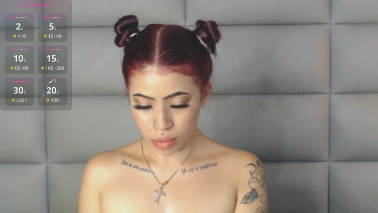 naomish's Streamate show and profile
