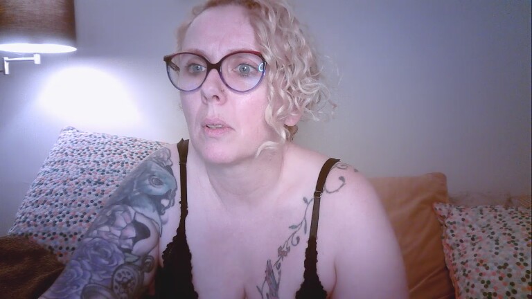 OrlaFox's Streamate show and profile