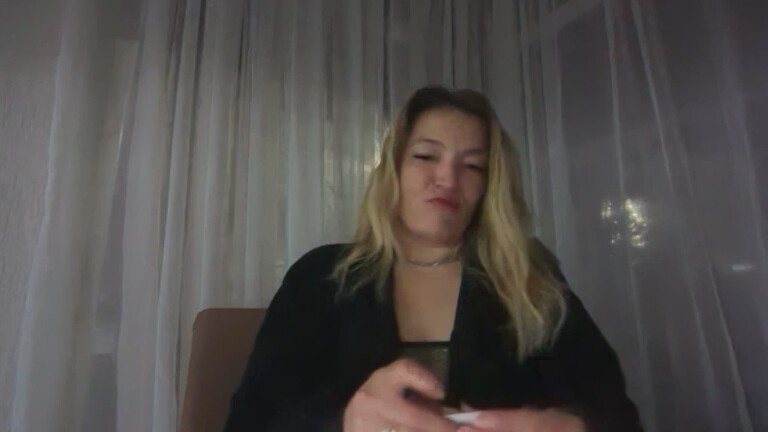 queenfeetMaria's Streamate show and profile