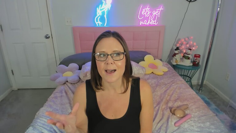 CourtneyLynn's Streamate show and profile