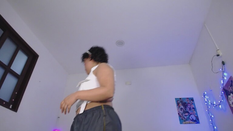 curly_cute021's Streamate show and profile