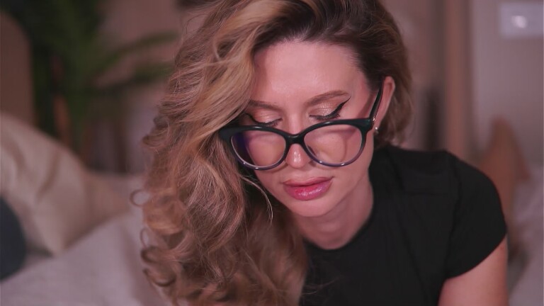 AvaMaddisson's Streamate show and profile