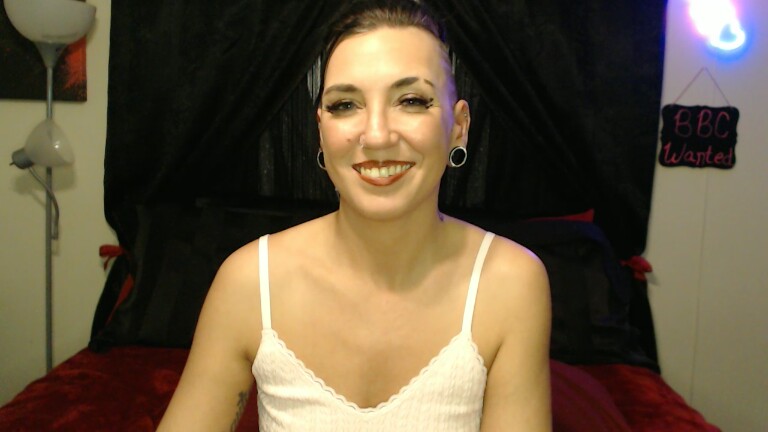 Mandi469's Streamate show and profile