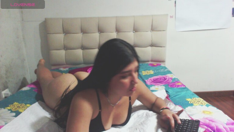 AsshleyBensom's Streamate show and profile