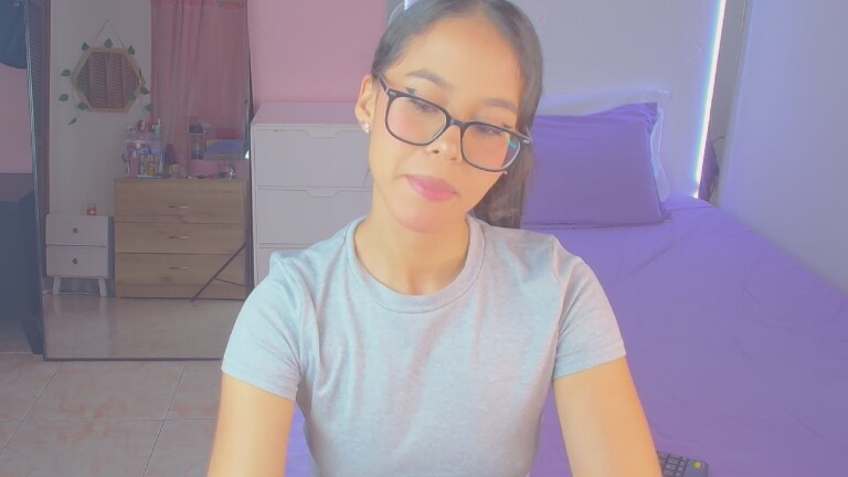 GABYHANK's Streamate show and profile