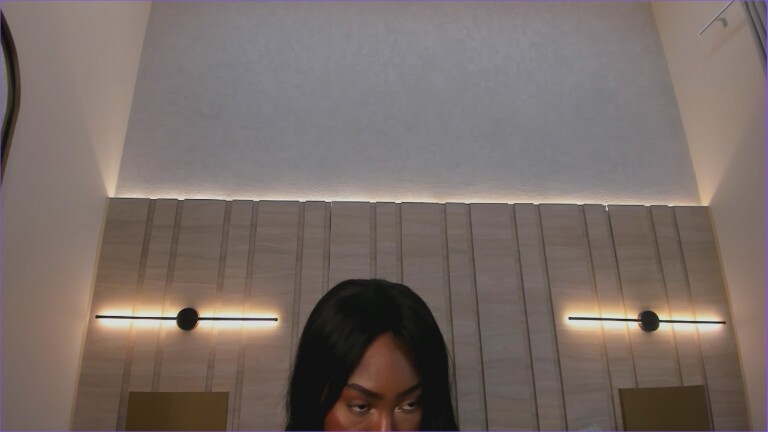 IvonneBrunettee's Streamate show and profile