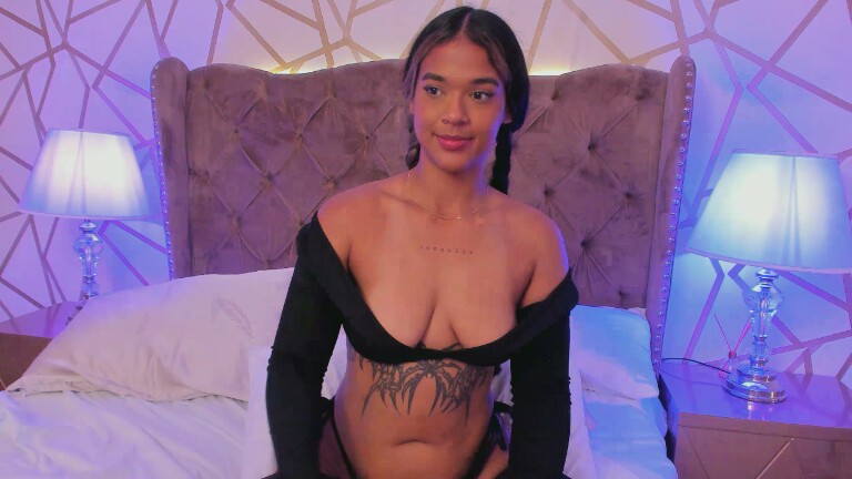 SaschaFit's Streamate show and profile