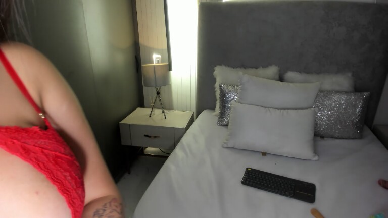 Violeta_Maddox's Streamate show and profile