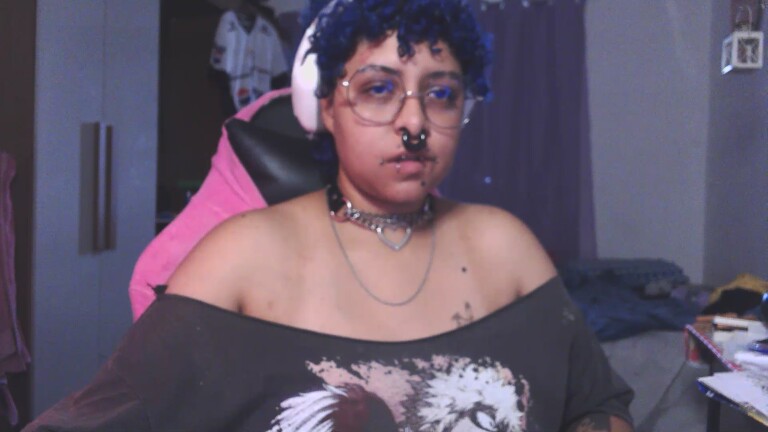 kenainai's Streamate show and profile