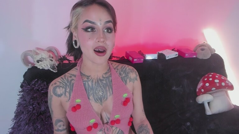 Meduzaxx's Streamate show and profile