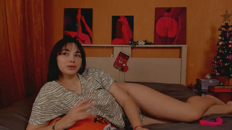 GlamNova's Streamate show and profile