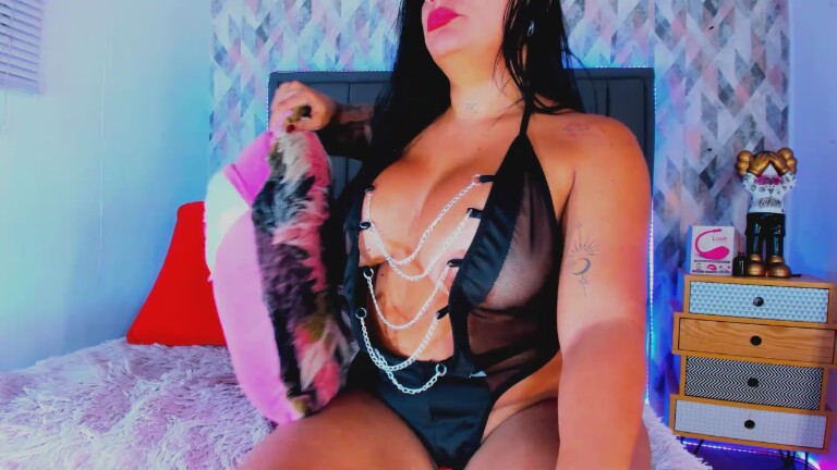 Latin_lola's Streamate show and profile