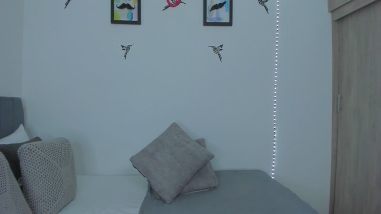 SarahRouxx's Streamate show and profile