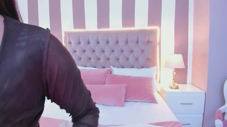 AuraClark's Streamate show and profile