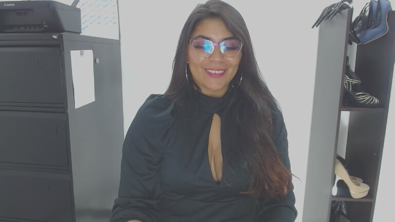 LunaDumont's Streamate show and profile