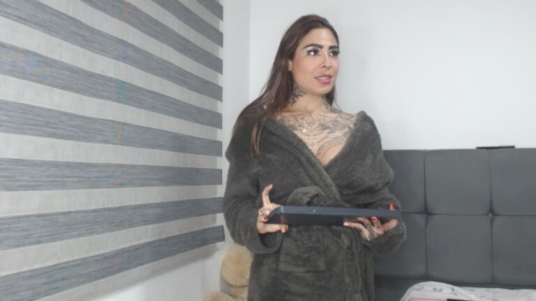 EmiliMontero's Streamate show and profile