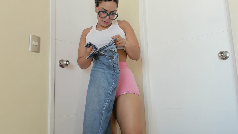 Alisonn_love's Streamate show and profile