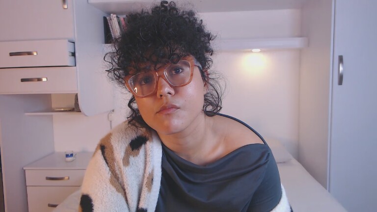 MartinaRuis's Streamate show and profile