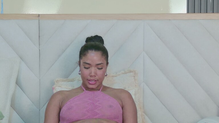 KarinaSanz's Streamate show and profile