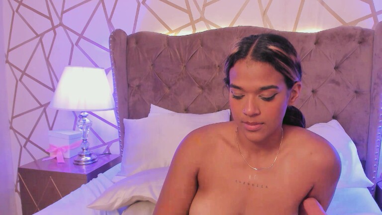 SaschaFit's Streamate show and profile