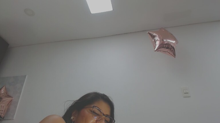 LunaDumont's Streamate show and profile