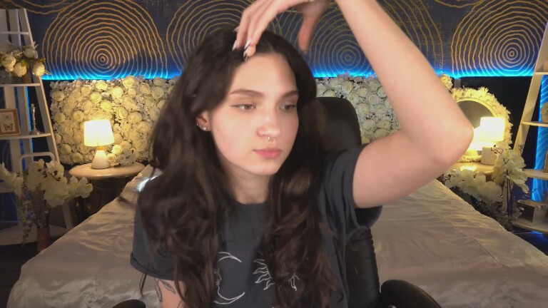 HappyFlowerr's Streamate show and profile