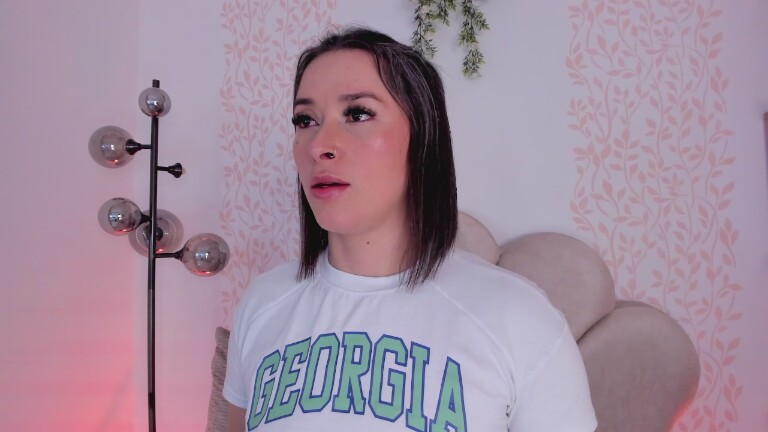 HannaRogerss's Streamate show and profile