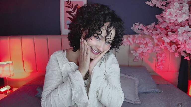 ZarahRosse's Streamate show and profile