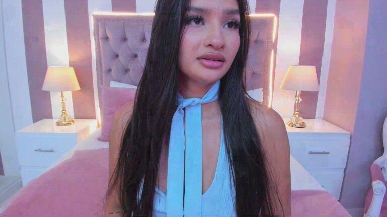 AuraClark's Streamate show and profile