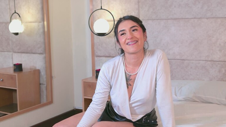 JennaLouvre's Streamate show and profile