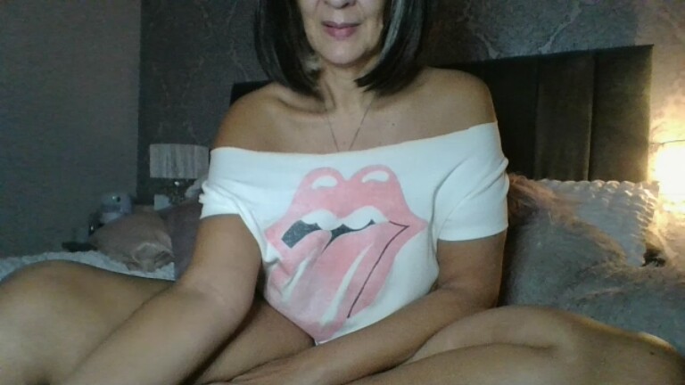 Bronze_goddess's Streamate show and profile