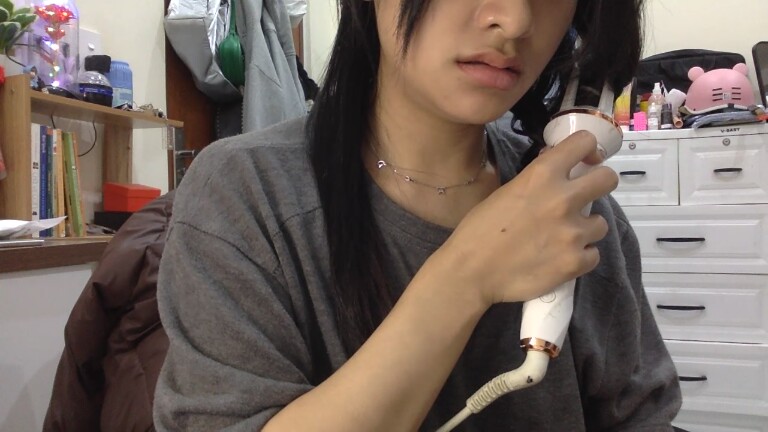 LyLy_94's Streamate show and profile